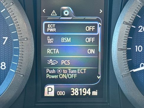 Used 2020 Toyota Sienna XLE w/ XLE Navigation Package AWD/4WD image 22