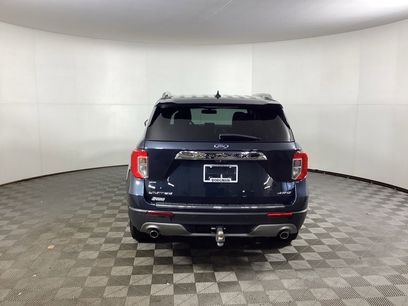 Used 2023 Ford Explorer Limited w/ Limited Technology Package