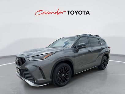 Used 2023 Toyota Highlander XSE