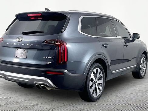 Used 2020 Kia Telluride EX w/ EX Premium Package FWD image 5