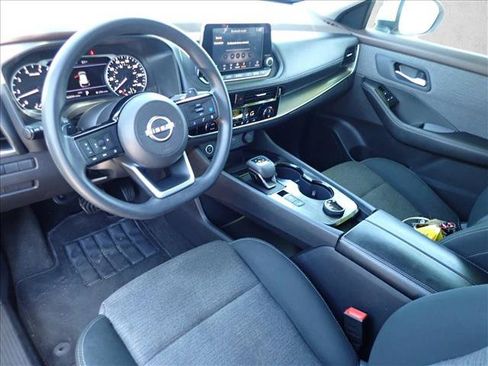 Used 2022 Nissan Rogue SV AWD/4WD image 10