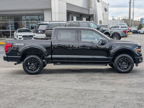 New 2026 Ford F150 XLT w/ Equipment Group 302A MID image 8