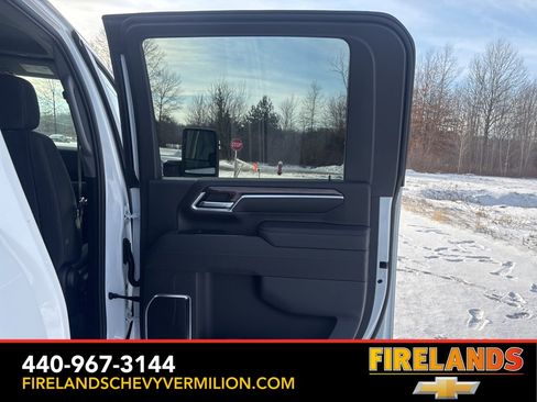 New 2026 Chevrolet Silverado 2500 LT image 32