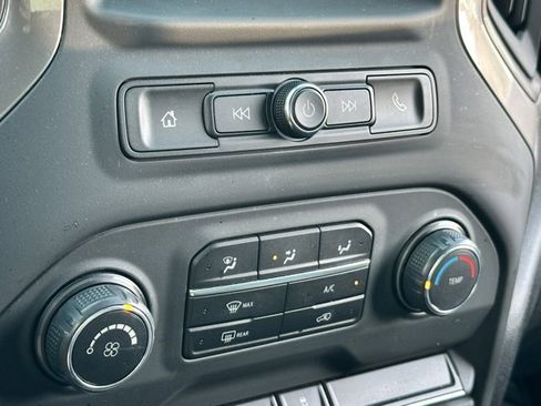 Used 2021 Chevrolet Silverado 1500 Custom Trail Boss w/ Safety Confidence Package image 16