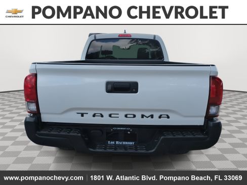 Used 2023 Toyota Tacoma SR image 4