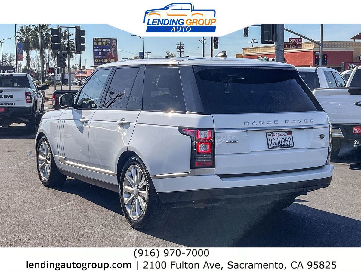Used 2017 Land Rover Range Rover HSE AWD/4WD image 2
