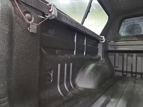 Used 2022 Chevrolet Colorado Z71 image 38