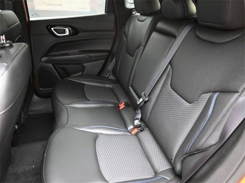 New 2026 Jeep Compass Latitude image 17