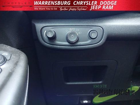 Used 2023 Chevrolet TrailBlazer LT w/ Convenience Package FWD image 31