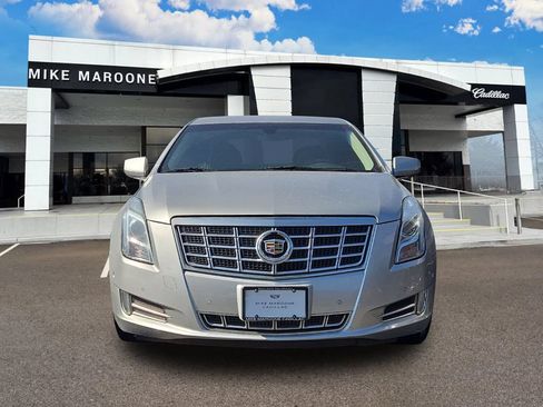 Used 2014 Cadillac XTS Luxury FWD image 2