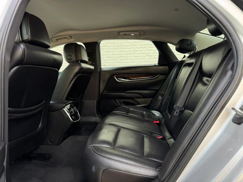 Used 2013 Cadillac XTS Luxury w/ Driver Awareness Package FWD image 18