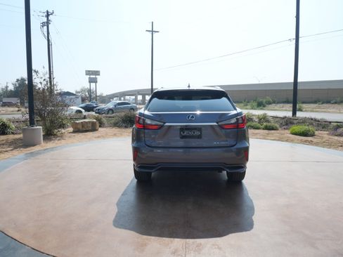 Used 2016 Lexus RX 450h FWD w/ Luxury Package image 3