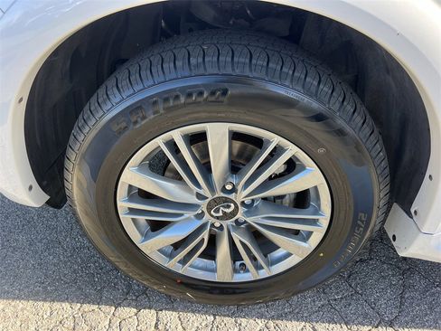 Used 2023 INFINITI QX80 Luxe w/ Cargo Package image 9