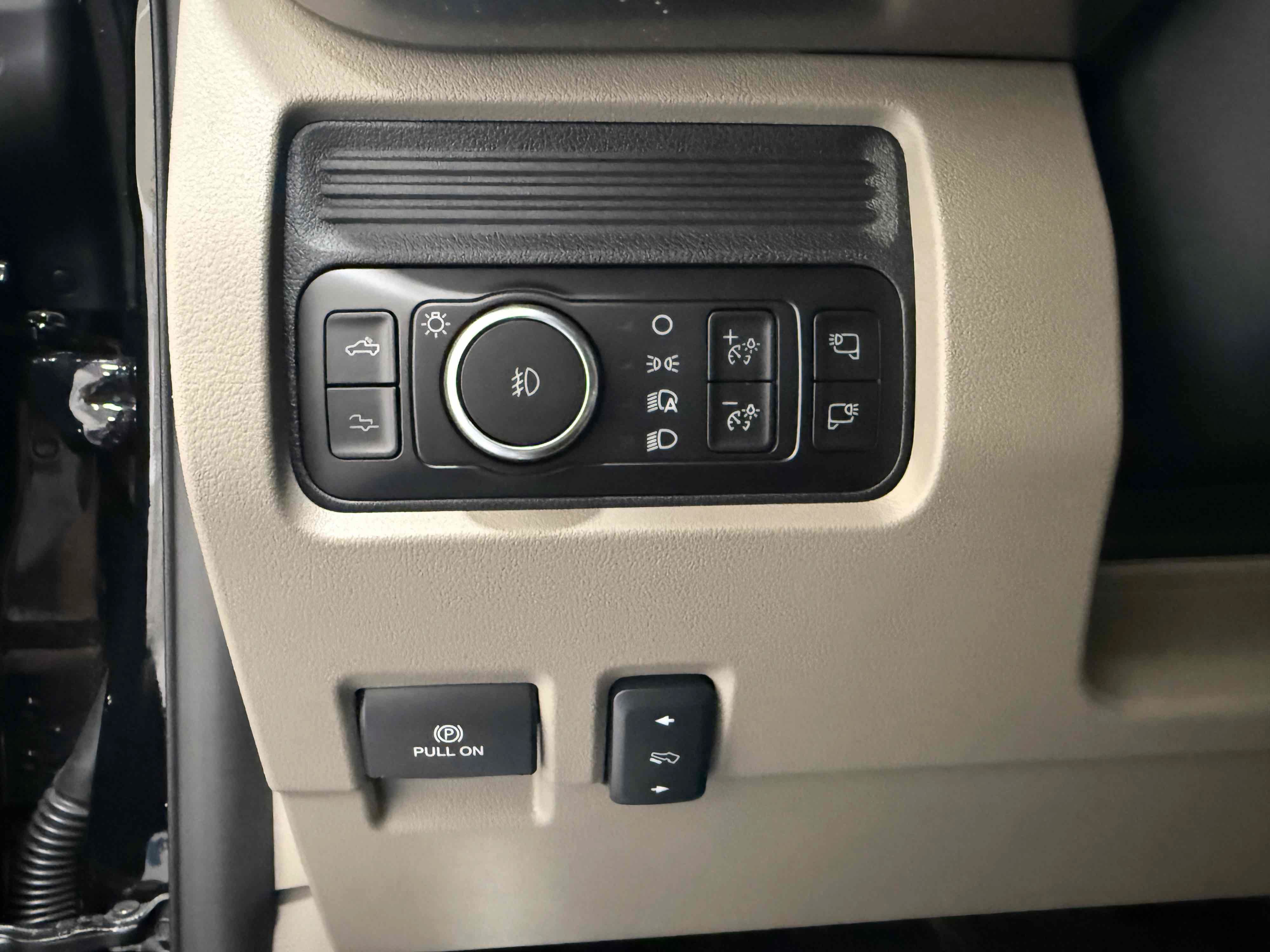 Used 2027 Ford F450 Platinum w/ Platinum Plus Package AWD/4WD image 67