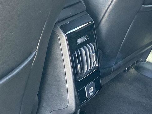 Used 2025 Jeep Compass Limited image 16