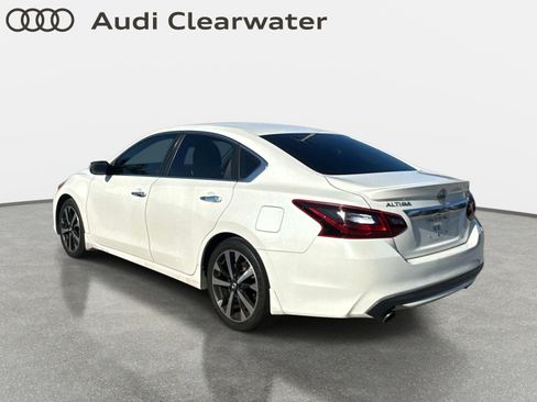 Used 2018 Nissan Altima 2.5 SR FWD image 2