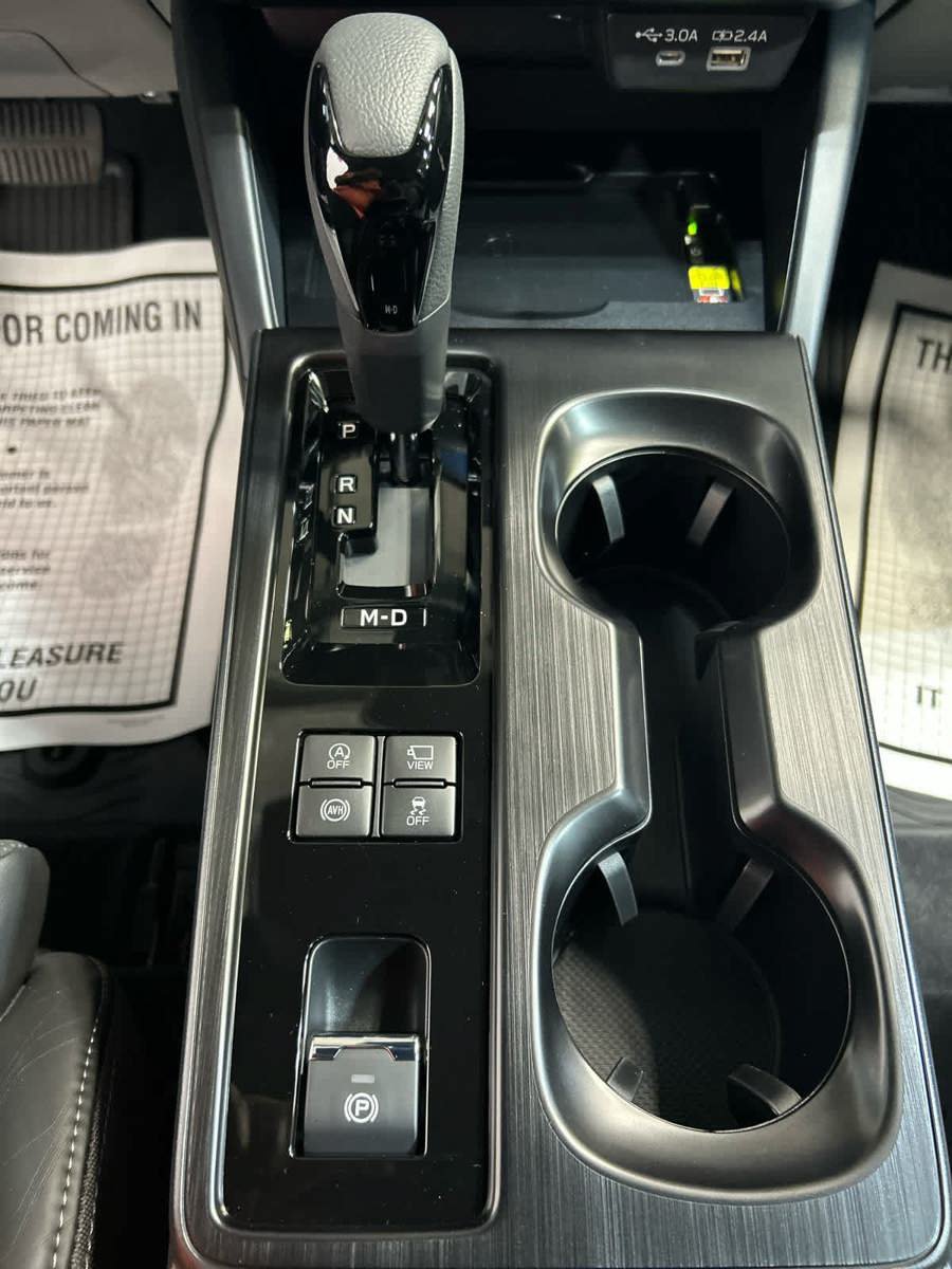 New 2026 Subaru Outback Touring XT AWD/4WD image 18