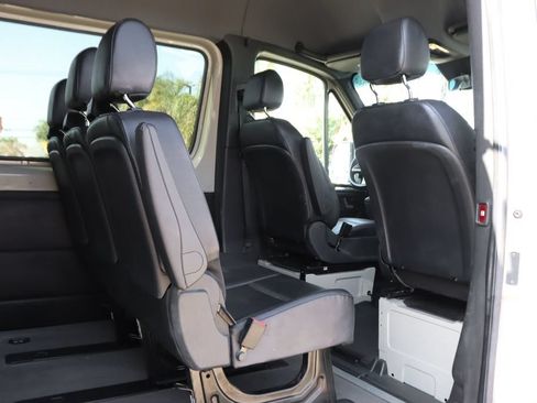 Used 2022 Mercedes-Benz Sprinter 2500 image 13