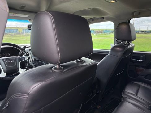 Used 2016 GMC Sierra 2500 SLT w/ Suspension Package, Off-Road AWD/4WD image 25