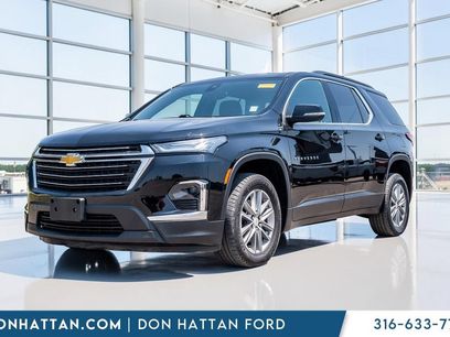 Used 2023 Chevrolet Traverse LT