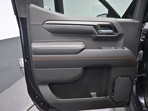 Used 2023 GMC Sierra 1500 AT4 w/ AT4 Premium Package image 39