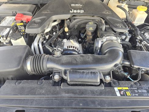 Used 2020 Jeep Gladiator Rubicon image 33