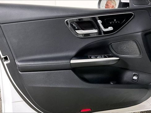 Used 2023 Mercedes-Benz C 300 Sedan image 21
