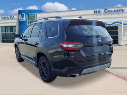 New 2025 Honda Pilot Touring