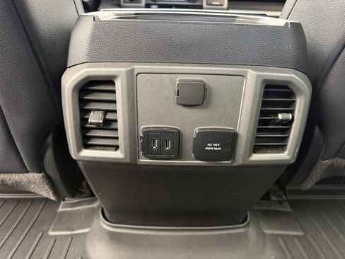 Used 2018 Ford F150 Raptor w/ Equipment Group 801A Mid image 39