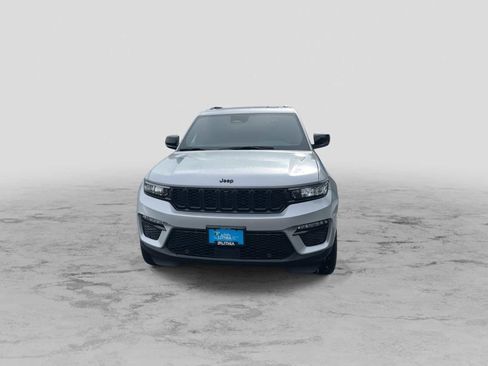 New 2025 Jeep Grand Cherokee Limited w/ Luxury Tech Group II image 2