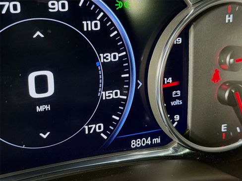 Used 2022 Chevrolet Blazer RS image 2