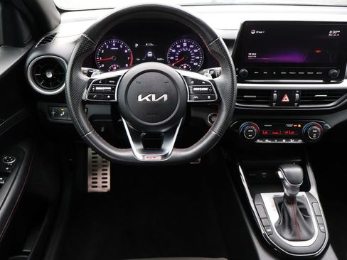 Used 2022 Kia Forte GT w/ GT Technology Package FWD image 6