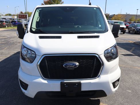 Used 2024 Ford Transit 350 XLT image 2