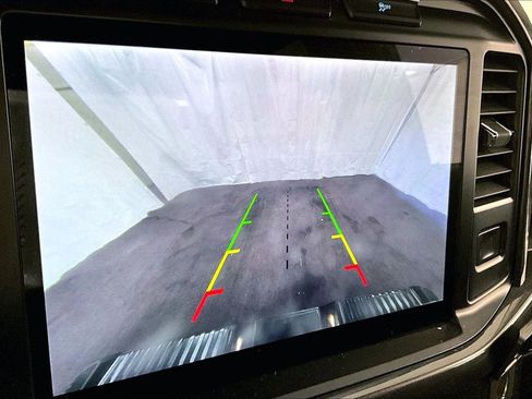 Certified 2022 Ford F150 XLT w/ Equipment Group 302A High image 20