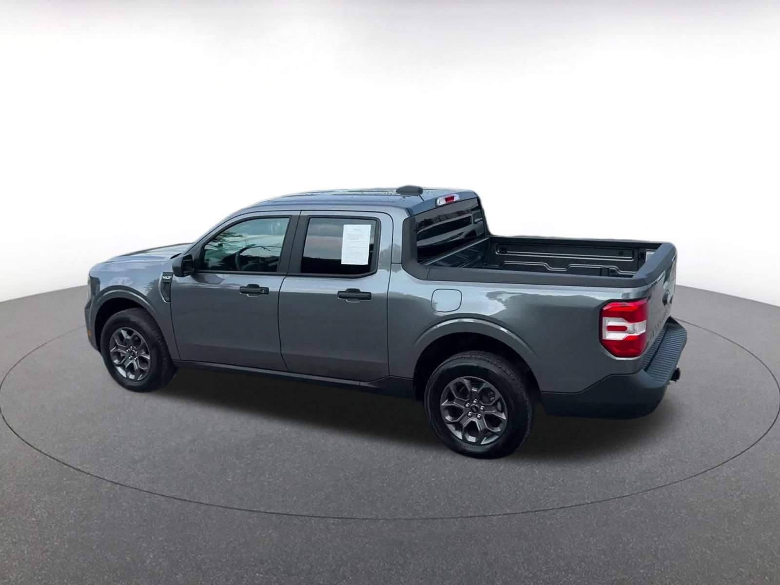 Used 2026 Ford Maverick XLT FWD image 9