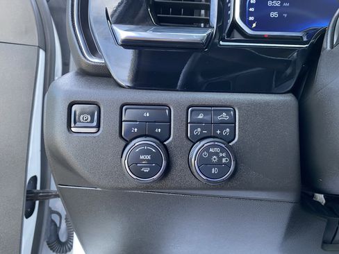 Used 2025 Chevrolet Silverado 2500 LT w/ Trail Boss Package AWD/4WD image 18