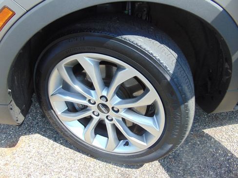 Used 2017 Lincoln MKC Select AWD/4WD image 23