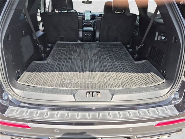 Used 2020 Ford Explorer ST w/ ST Street Pack AWD/4WD image 6