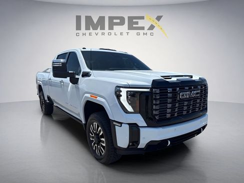 New 2026 GMC Sierra 2500 Denali Ultimate AWD/4WD image 7