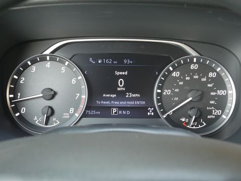 Certified 2023 Nissan Frontier SV w/ Technology Package AWD/4WD image 7