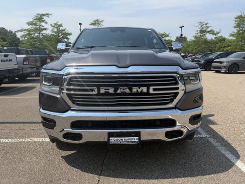 Used 2023 RAM 1500 Laramie AWD/4WD image 2