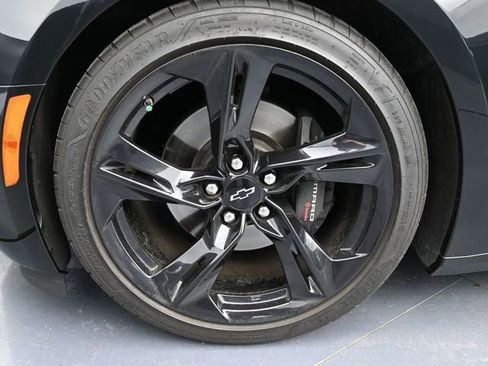 Used 2023 Chevrolet Camaro SS RWD image 25