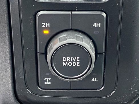 New 2026 Ford F250 XL w/ XL Off-Road Package AWD/4WD image 10