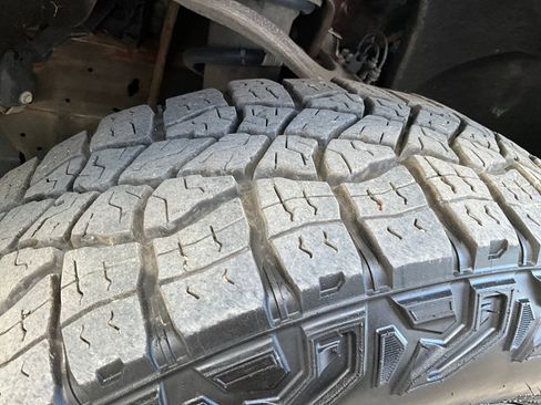 Used 2023 Chevrolet Silverado 1500 LT Trail Boss w/ Convenience Package II image 36