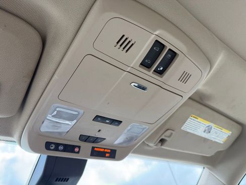 Used 2016 Buick Envision Premium image 23