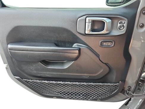 Used 2021 Jeep Wrangler Unlimited Sport AWD/4WD image 25