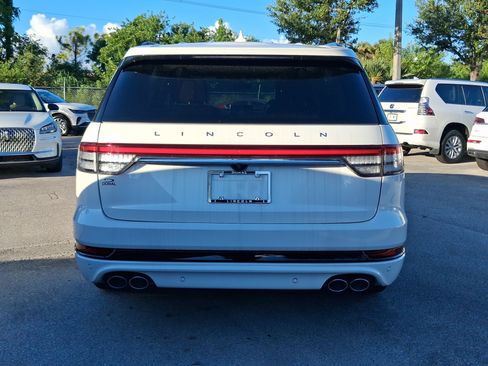 Certified 2024 Lincoln Aviator Reserve w/ Jet Package RWD image 4