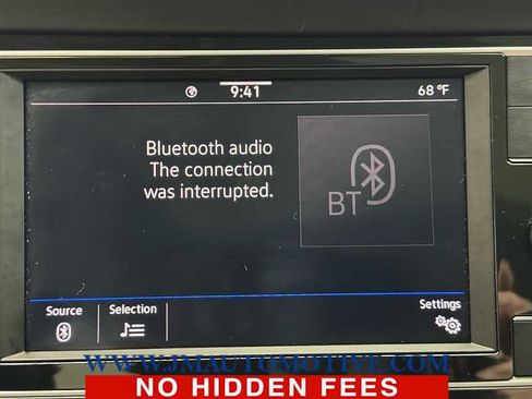 Used 2024 Volkswagen Jetta SE w/ Panoramic Sunroof Package FWD image 24