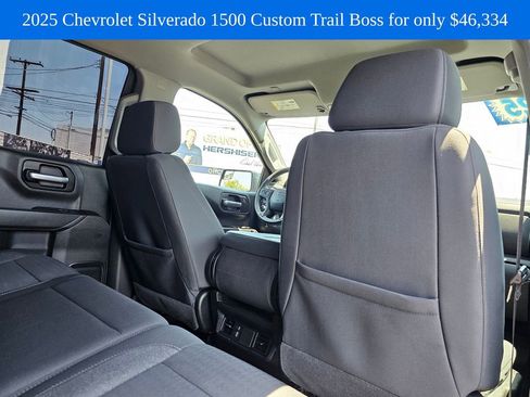 Used 2025 Chevrolet Silverado 1500 Custom Trail Boss AWD/4WD image 14