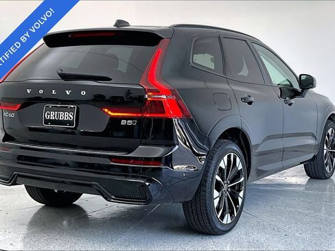 Certified 2026 Volvo XC60 B5 Plus AWD/4WD image 2